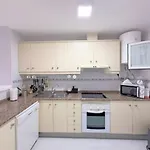 Apartamento, Piscina, Parking, Sol Y Cerca De La Playa Vft Ma 75455 アパート *